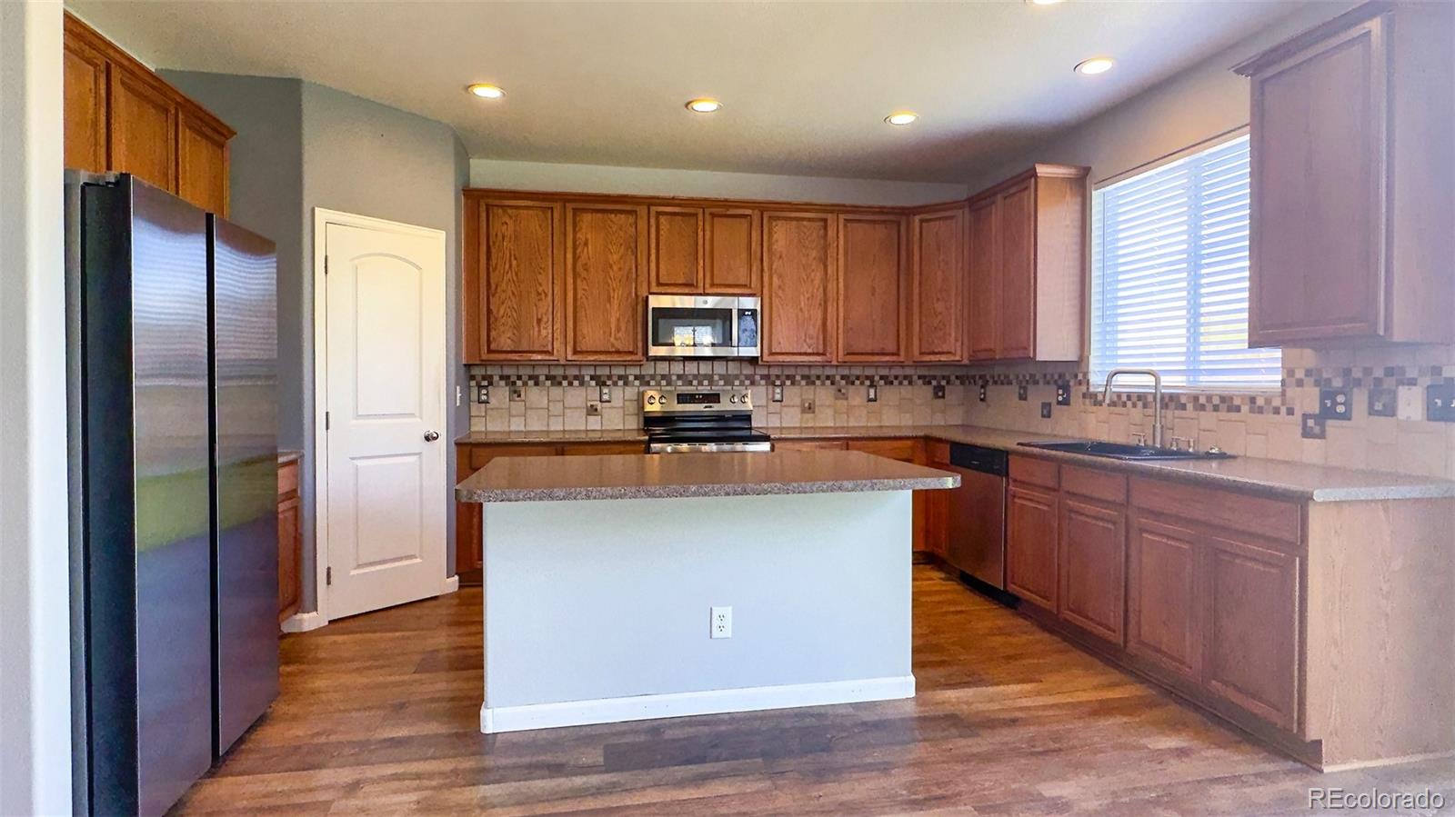 MLS Image #9 for 11303  newport street,thornton, Colorado