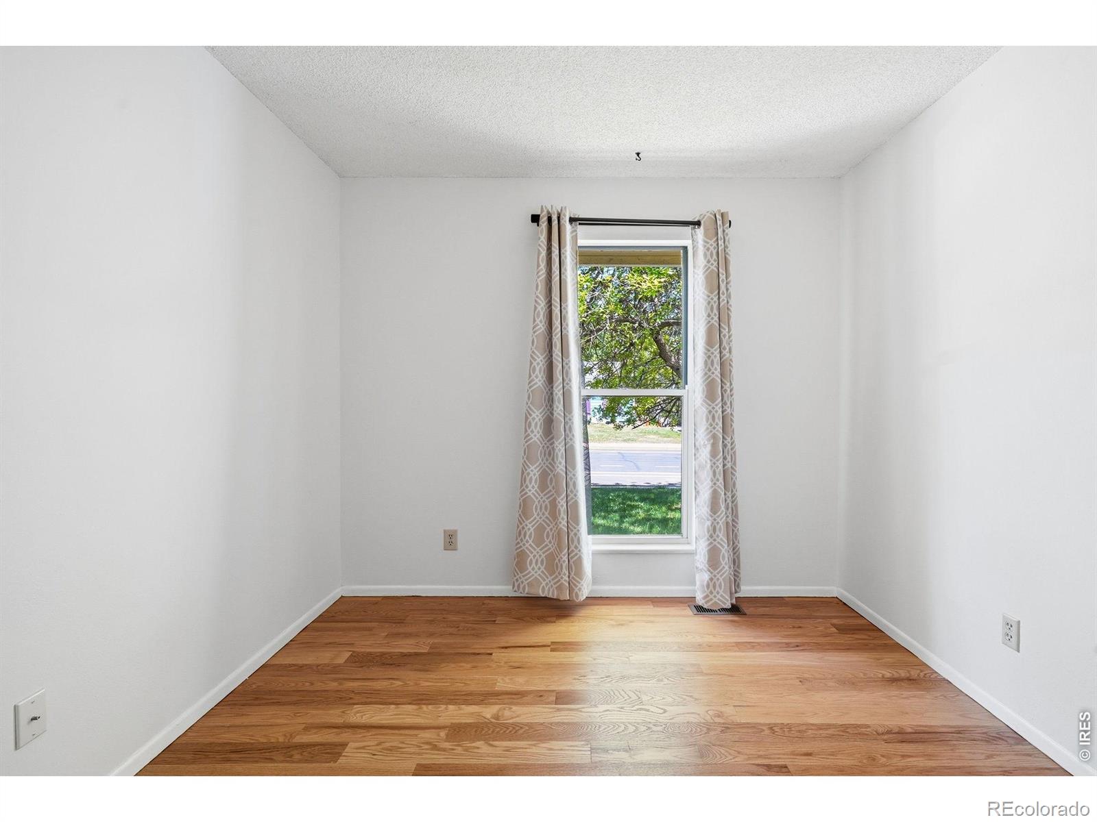 MLS Image #16 for 113 s polk avenue,louisville, Colorado
