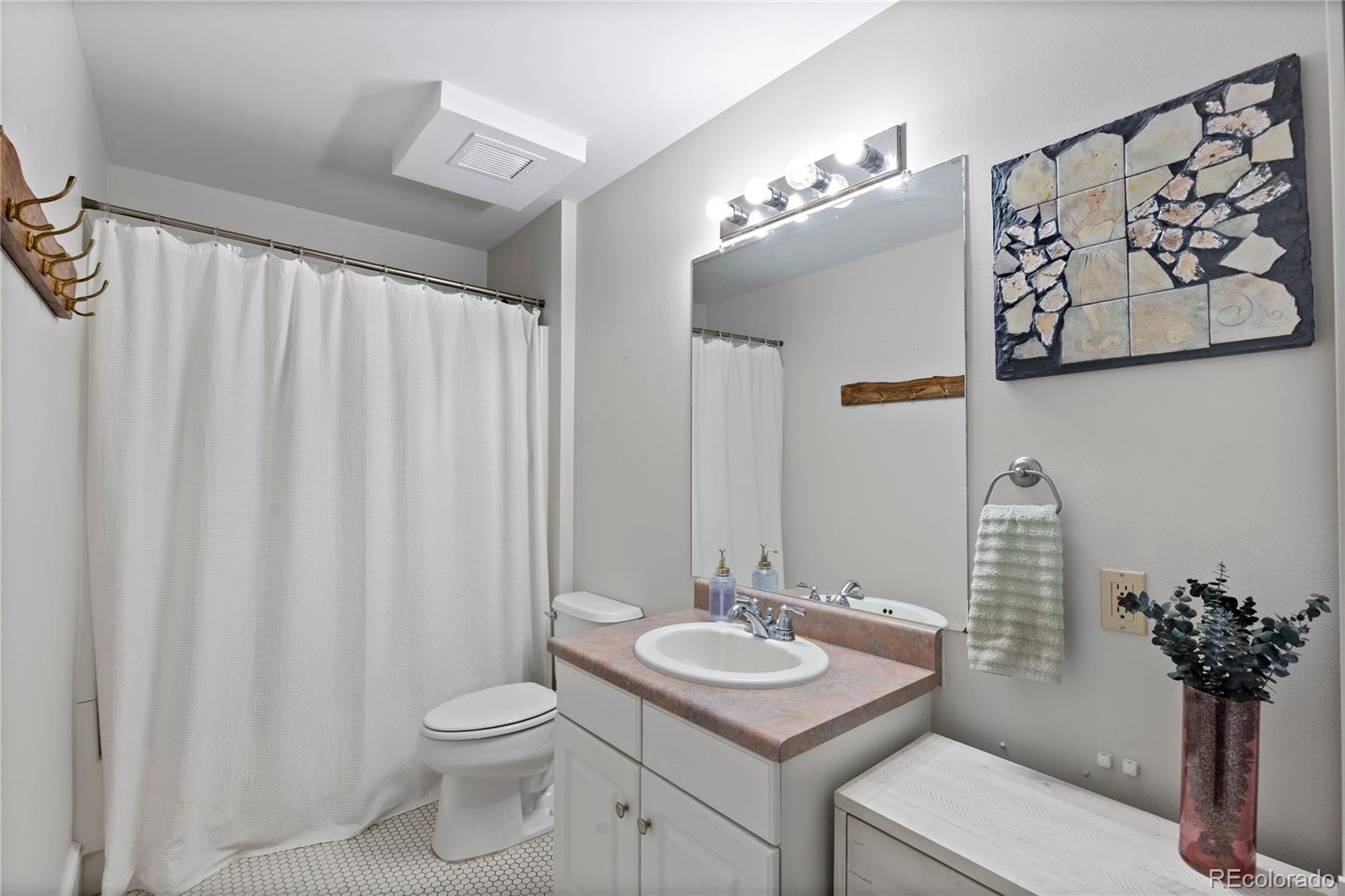 MLS Image #19 for 325 e 18th avenue,denver, Colorado