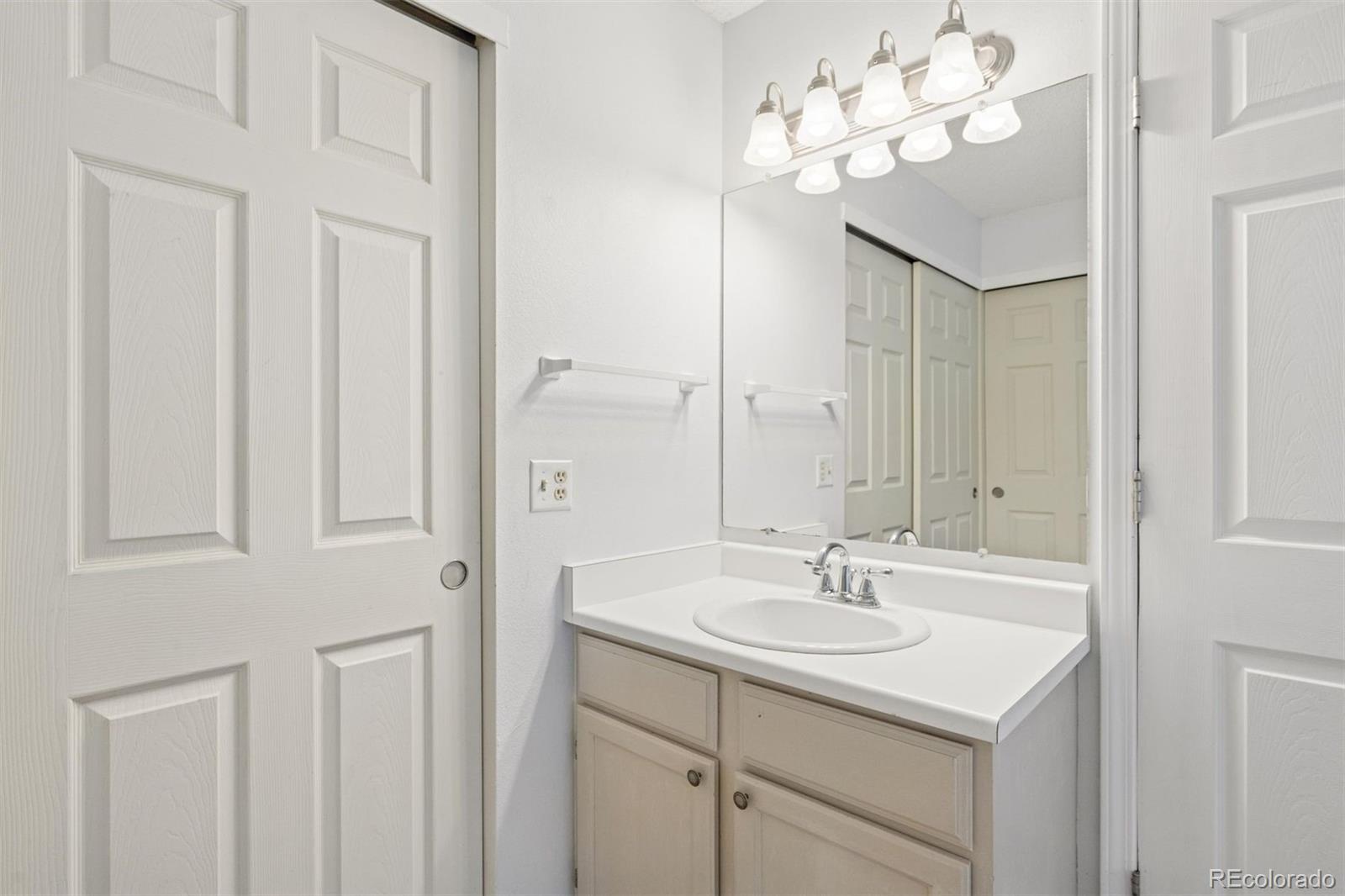 MLS Image #25 for 11109  alcott street a,denver, Colorado