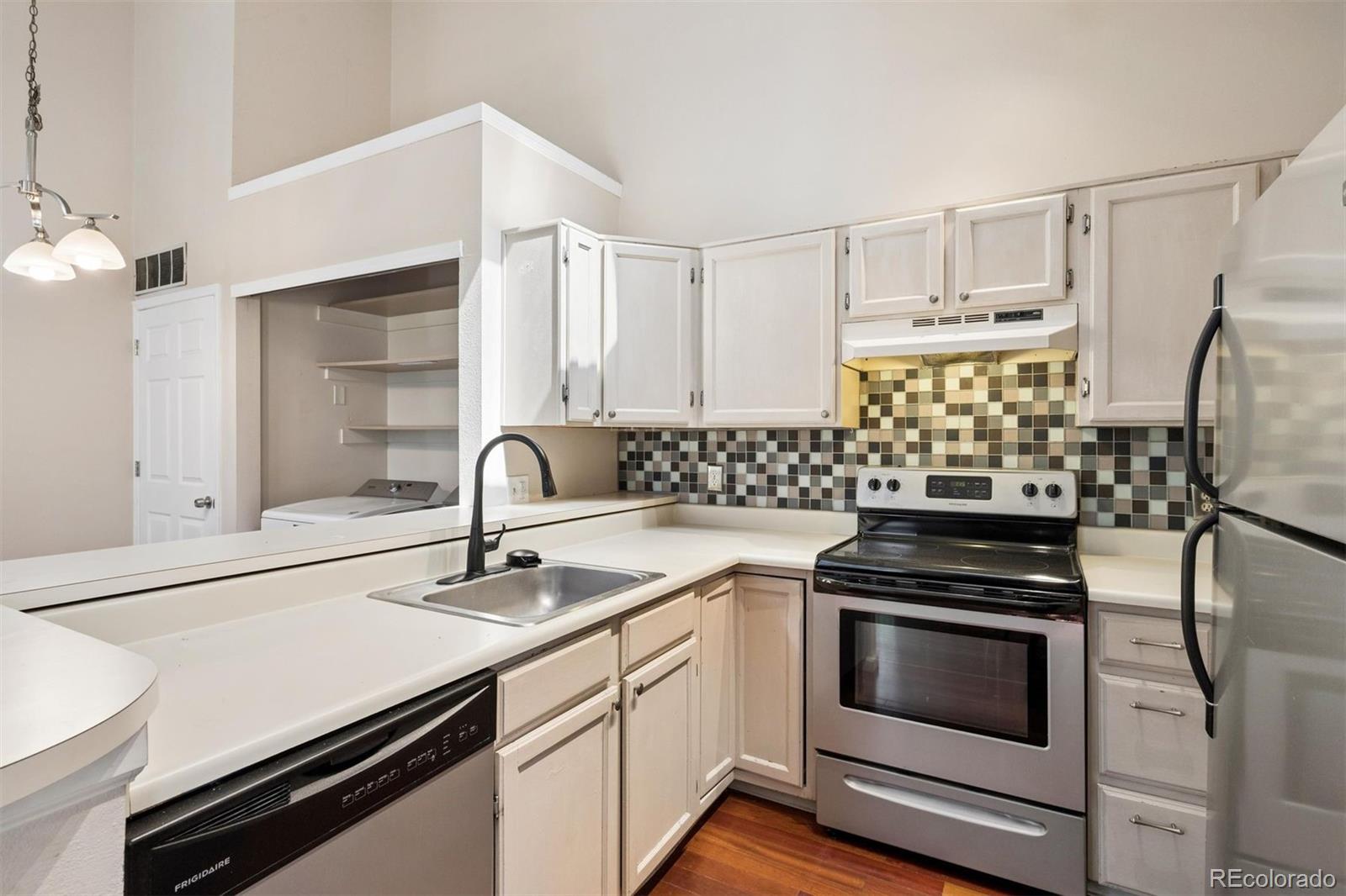 MLS Image #4 for 11109  alcott street a,denver, Colorado