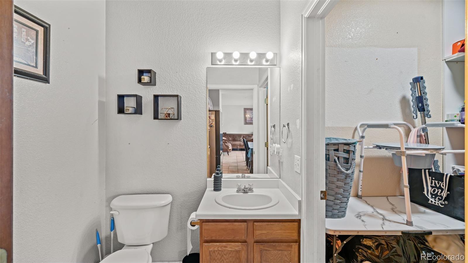 MLS Image #16 for 11049  eagle creek parkway,commerce city, Colorado