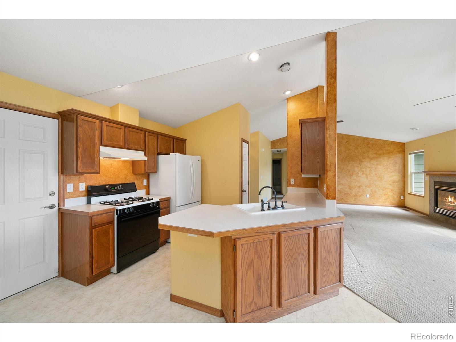 MLS Image #6 for 401  nokomis court,fort collins, Colorado