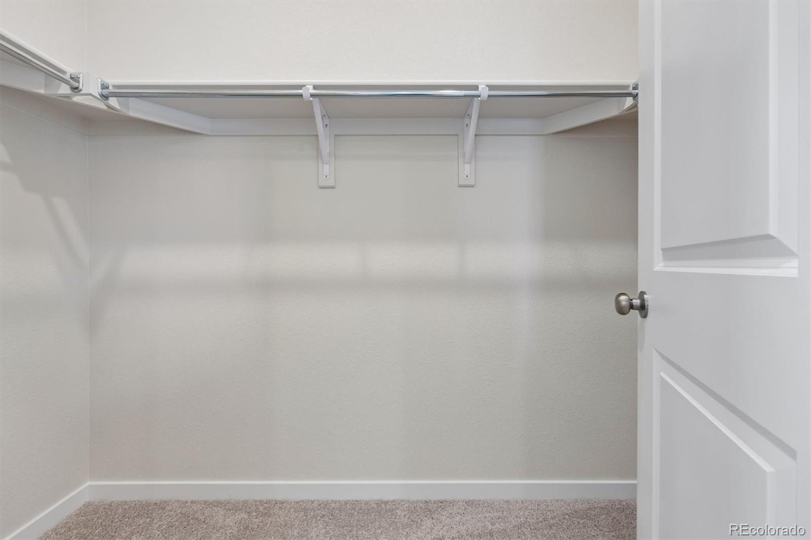 MLS Image #23 for 22739 e 47th drive,aurora, Colorado