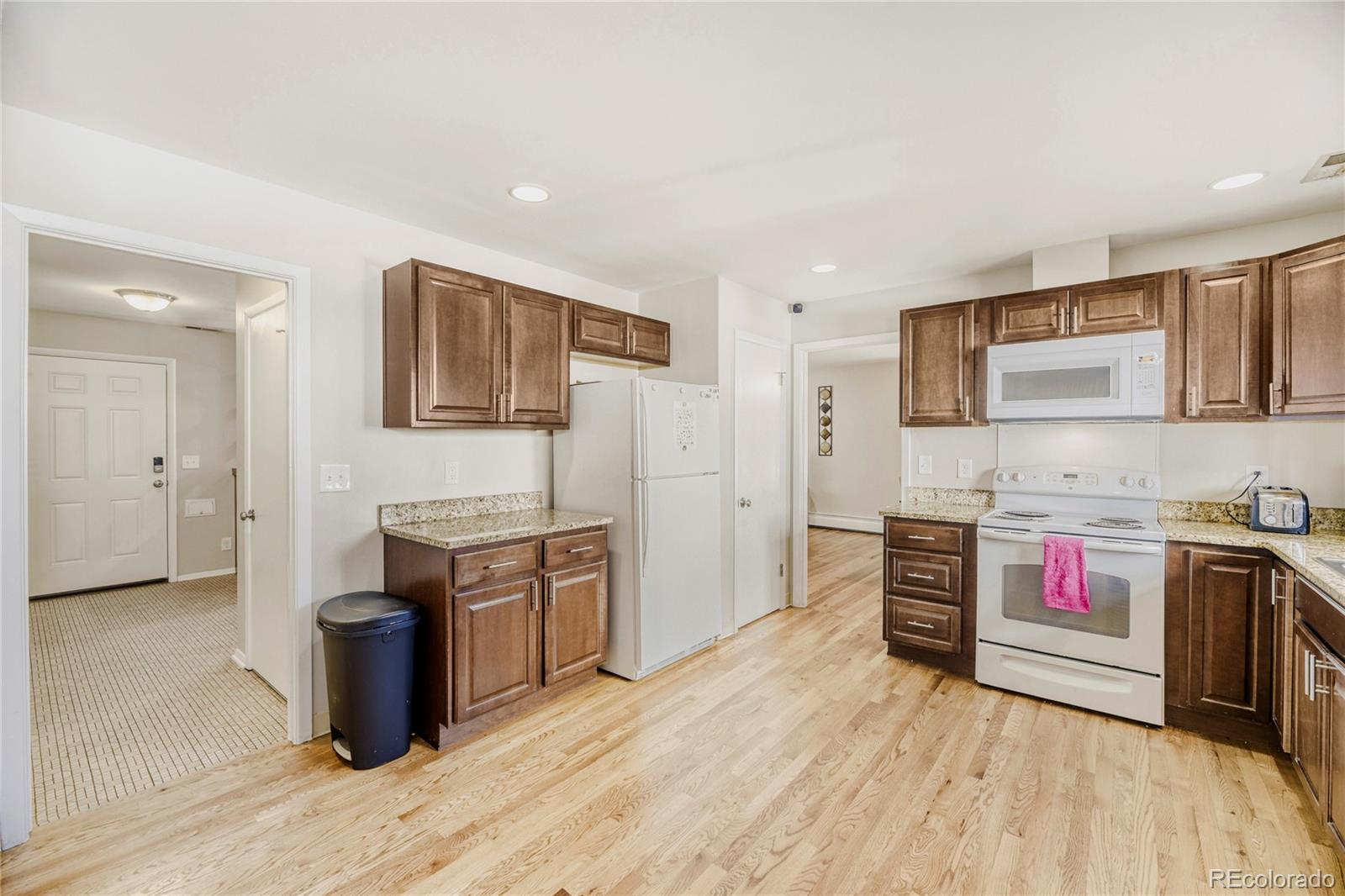 MLS Image #12 for 2705 e evans avenue,denver, Colorado