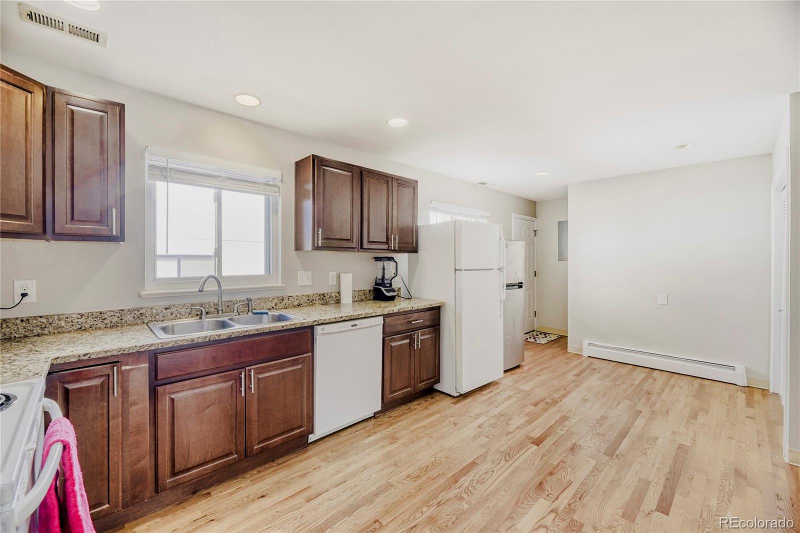MLS Image #13 for 2705 e evans avenue,denver, Colorado