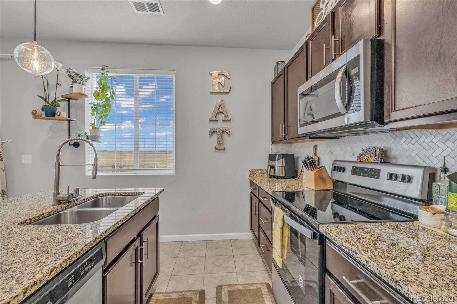 MLS Image #12 for 5433  bauer drive,longmont, Colorado