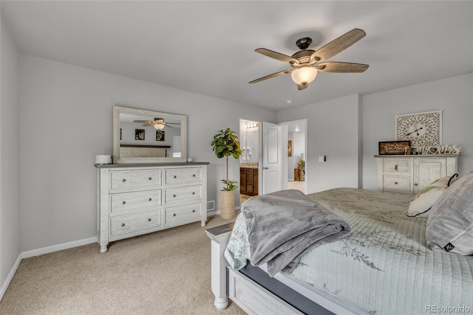 MLS Image #14 for 5433  bauer drive,longmont, Colorado