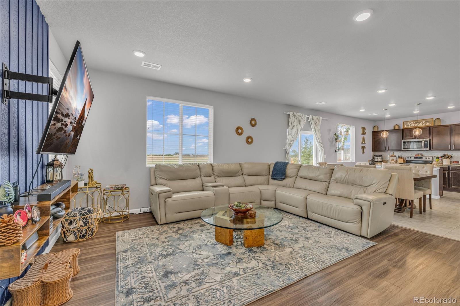 MLS Image #4 for 5433  bauer drive,longmont, Colorado