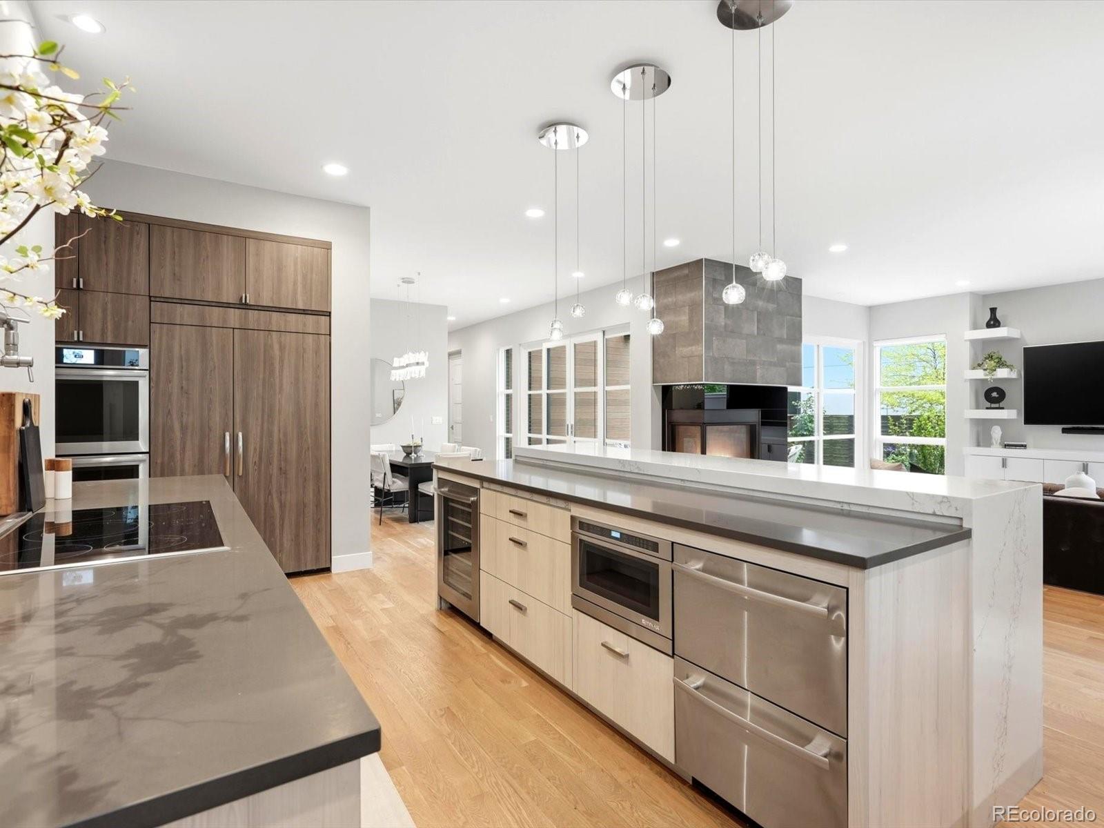 MLS Image #14 for 61 n magnolia way,denver, Colorado