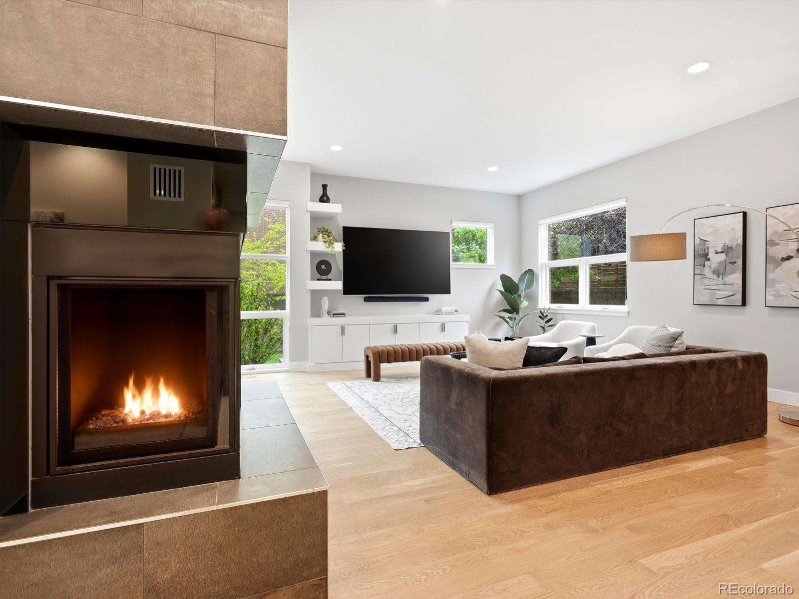 MLS Image #16 for 61 n magnolia way,denver, Colorado