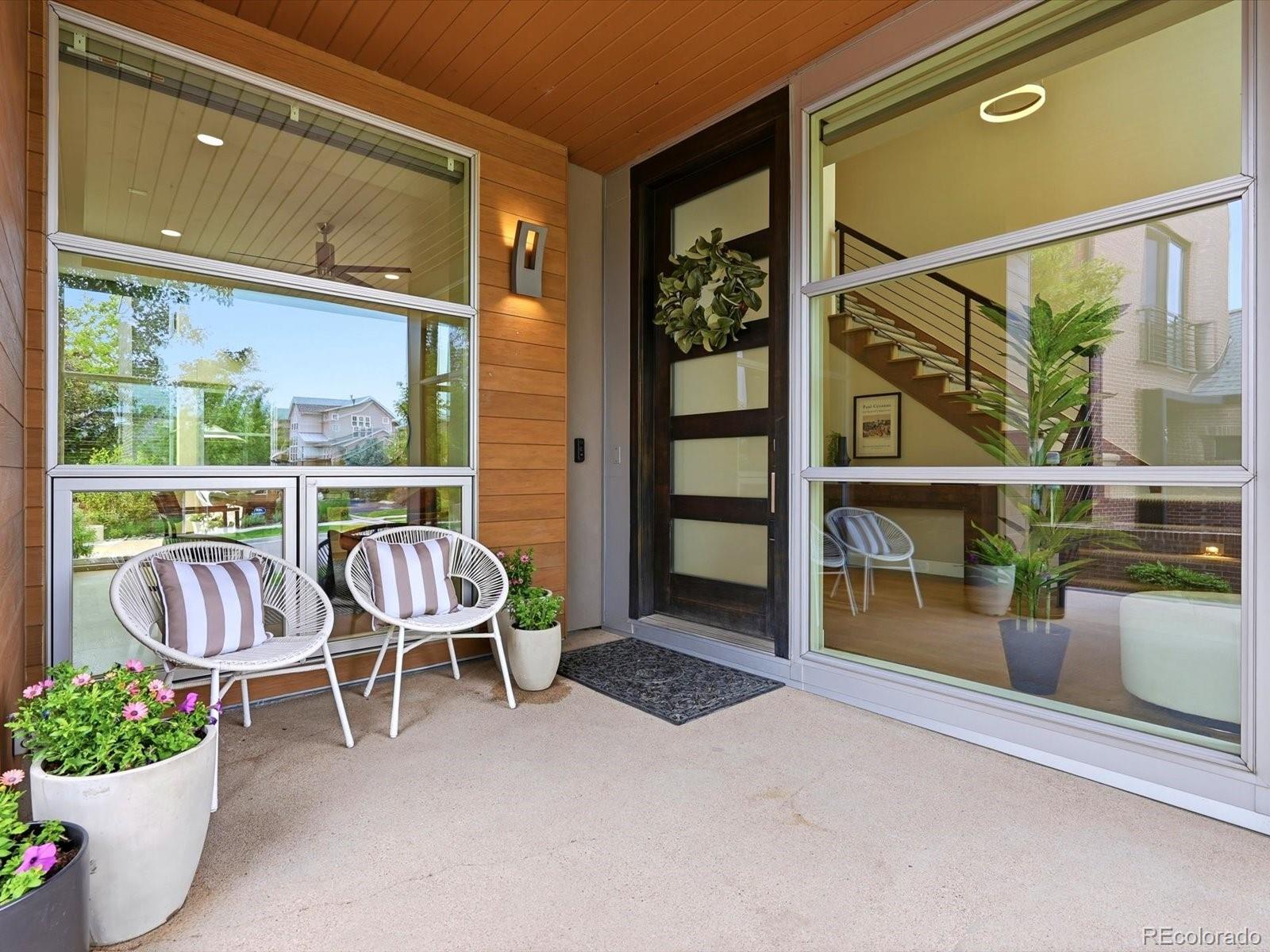 MLS Image #2 for 61 n magnolia way,denver, Colorado