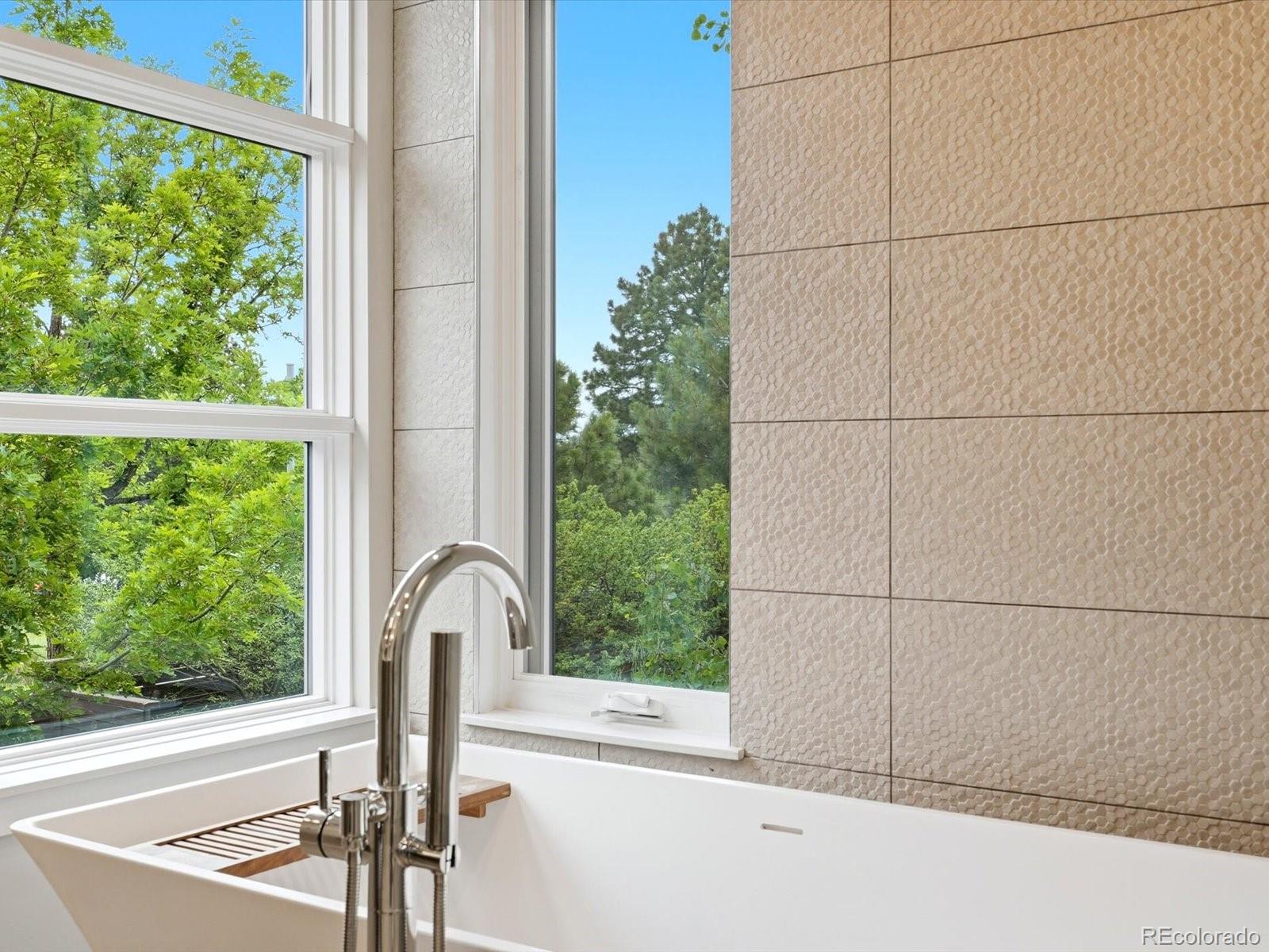MLS Image #29 for 61 n magnolia way,denver, Colorado