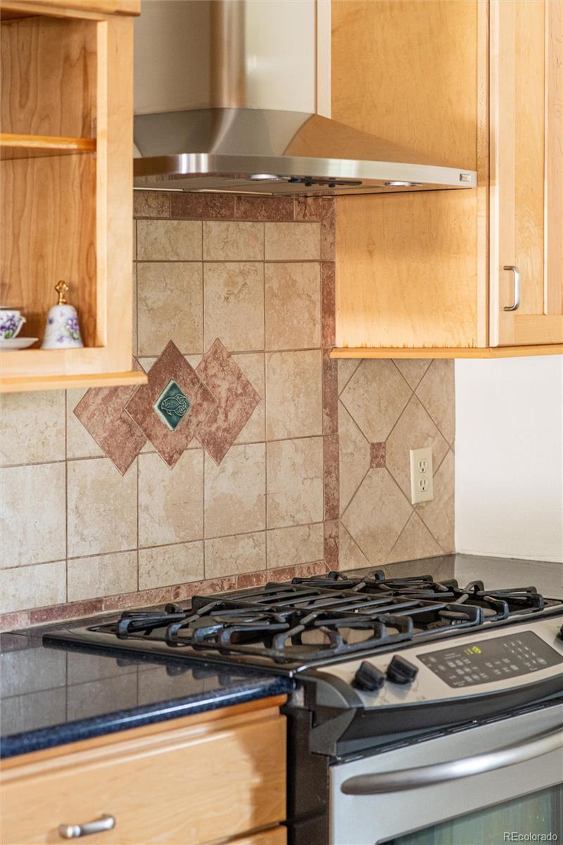 MLS Image #11 for 4447 s acoma street,englewood, Colorado