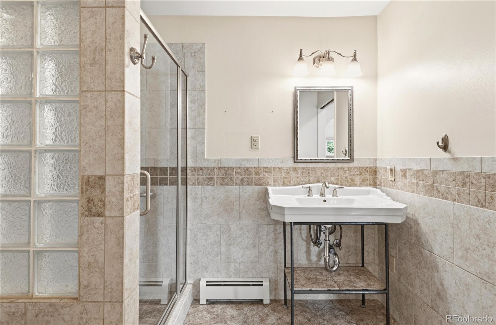 MLS Image #21 for 4447 s acoma street,englewood, Colorado