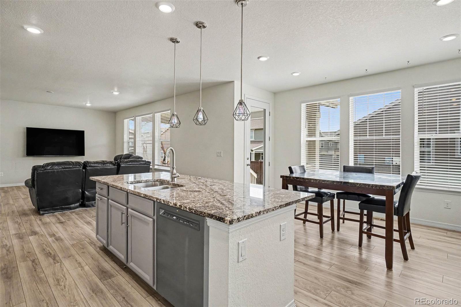 MLS Image #6 for 14426  grape street,thornton, Colorado