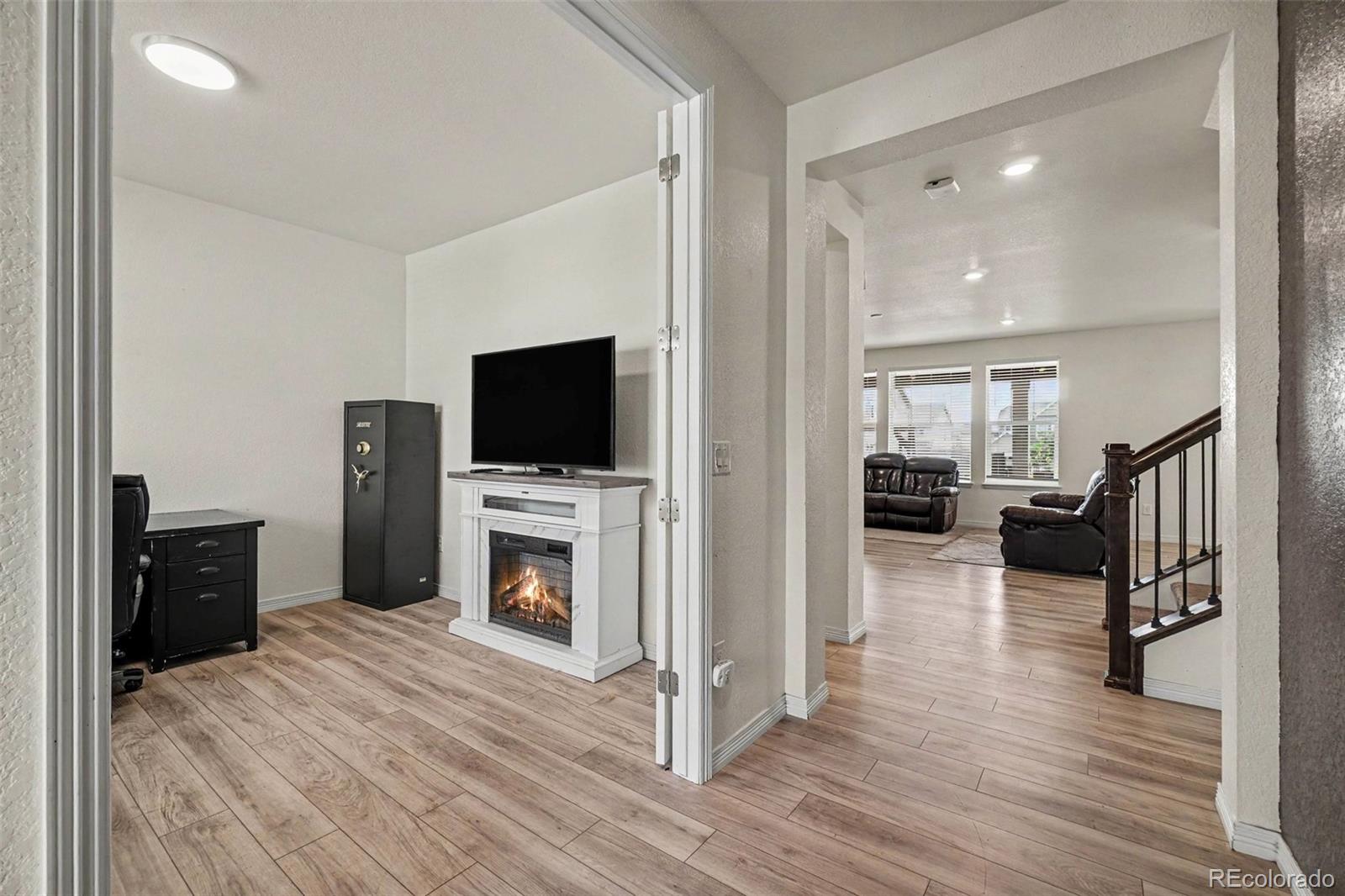 MLS Image #8 for 14426  grape street,thornton, Colorado