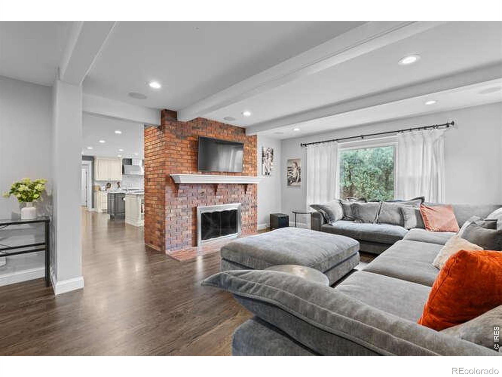 MLS Image #13 for 5220 s joliet way,englewood, Colorado