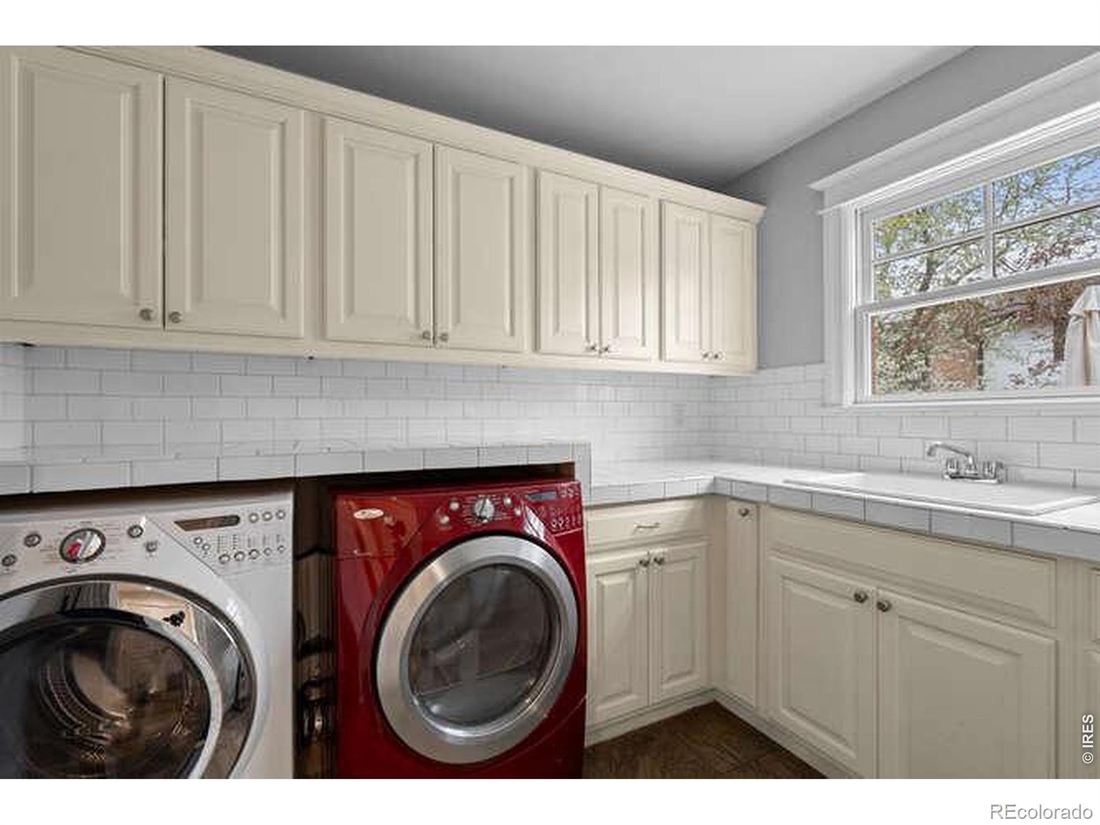 MLS Image #18 for 5220 s joliet way,englewood, Colorado