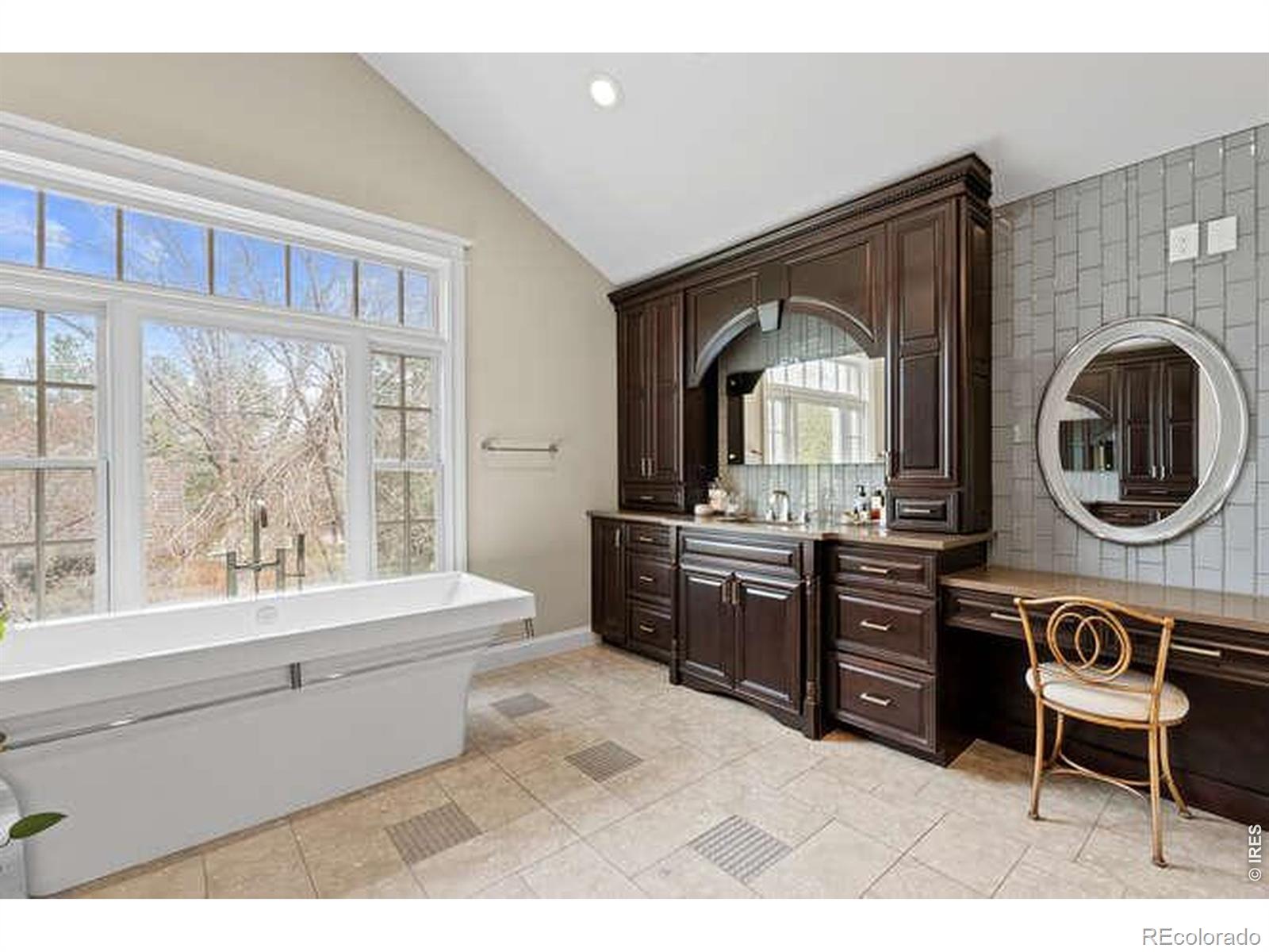 MLS Image #22 for 5220 s joliet way,englewood, Colorado