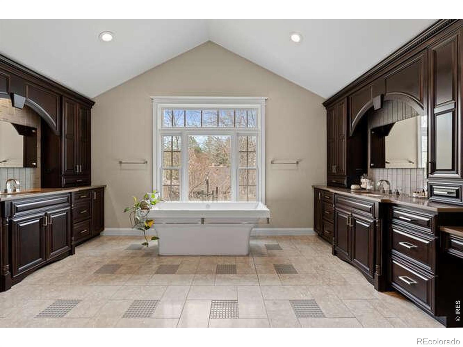MLS Image #24 for 5220 s joliet way,englewood, Colorado