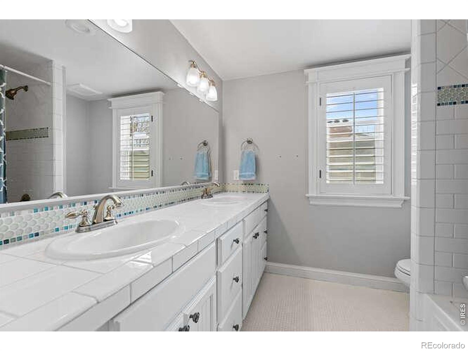 MLS Image #30 for 5220 s joliet way,englewood, Colorado