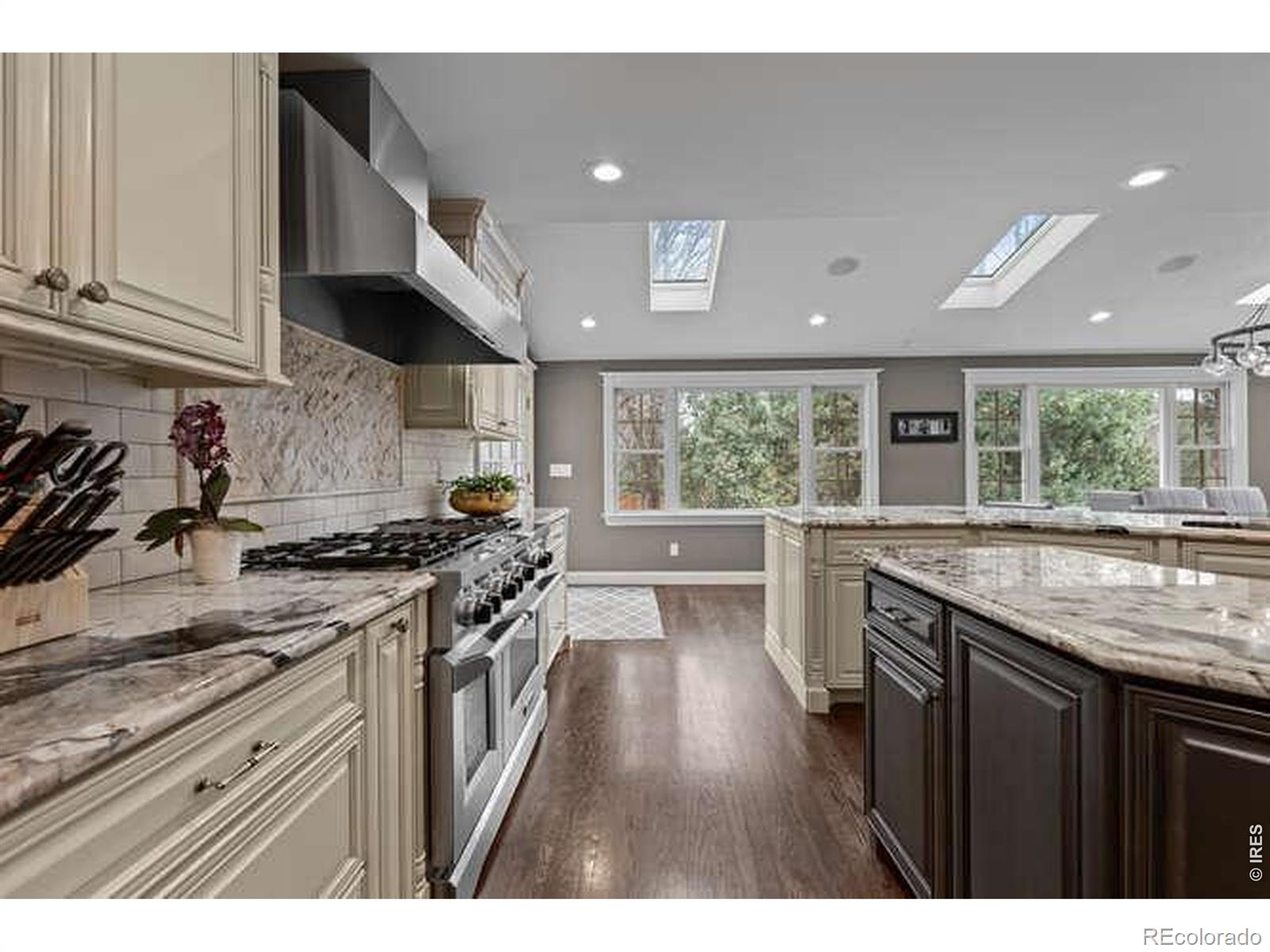 MLS Image #5 for 5220 s joliet way,englewood, Colorado