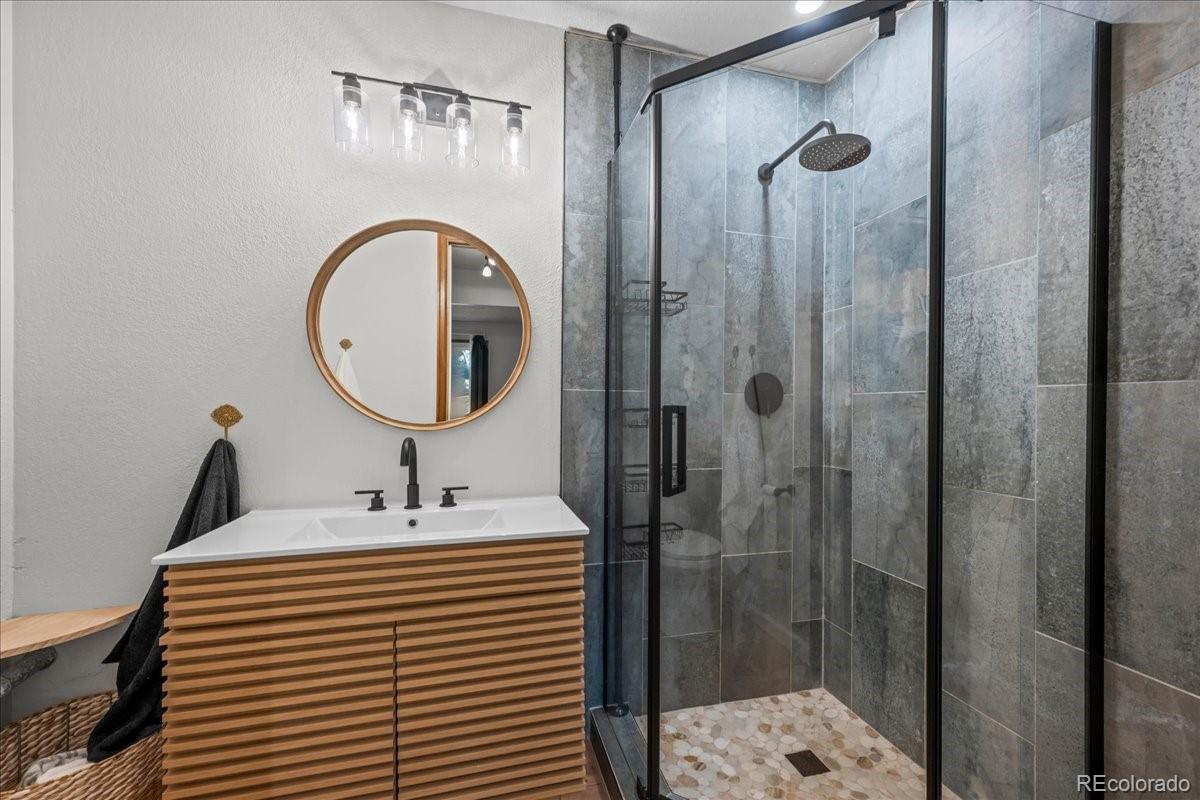 MLS Image #19 for 989 s miller street 204,lakewood, Colorado