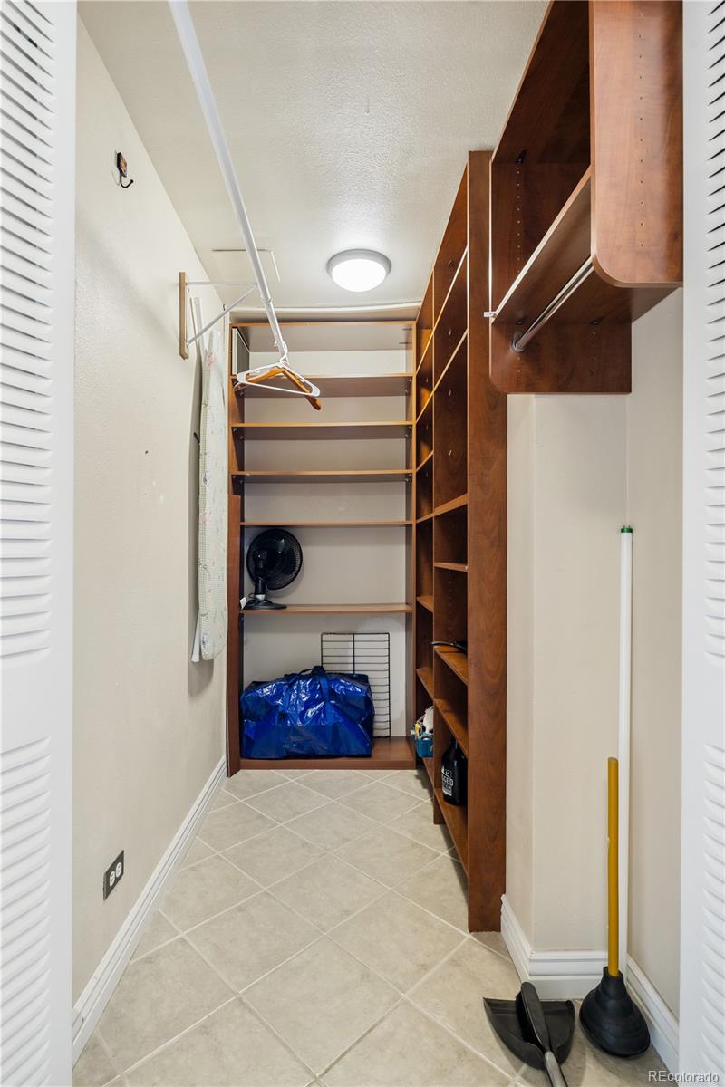 MLS Image #15 for 480 s marion parkway,denver, Colorado