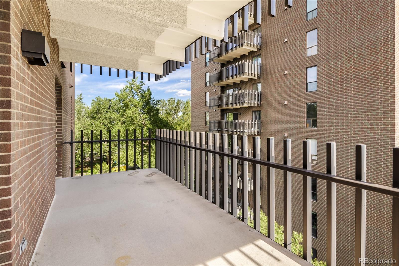 MLS Image #16 for 480 s marion parkway,denver, Colorado