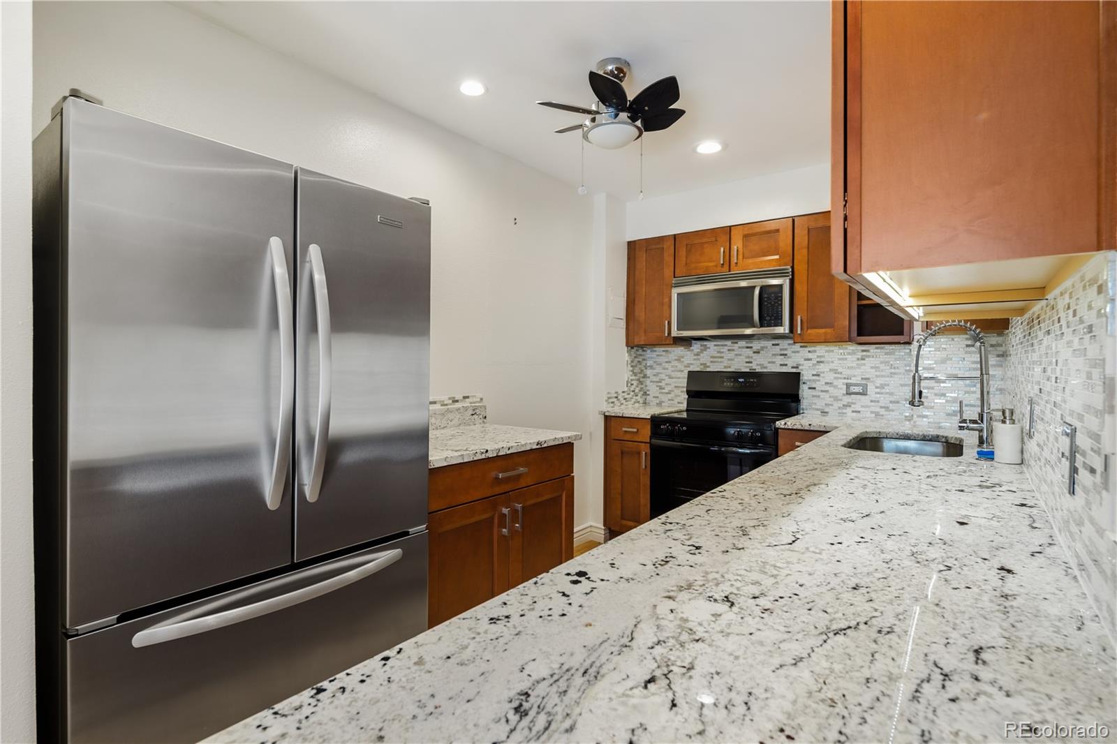 MLS Image #9 for 480 s marion parkway,denver, Colorado