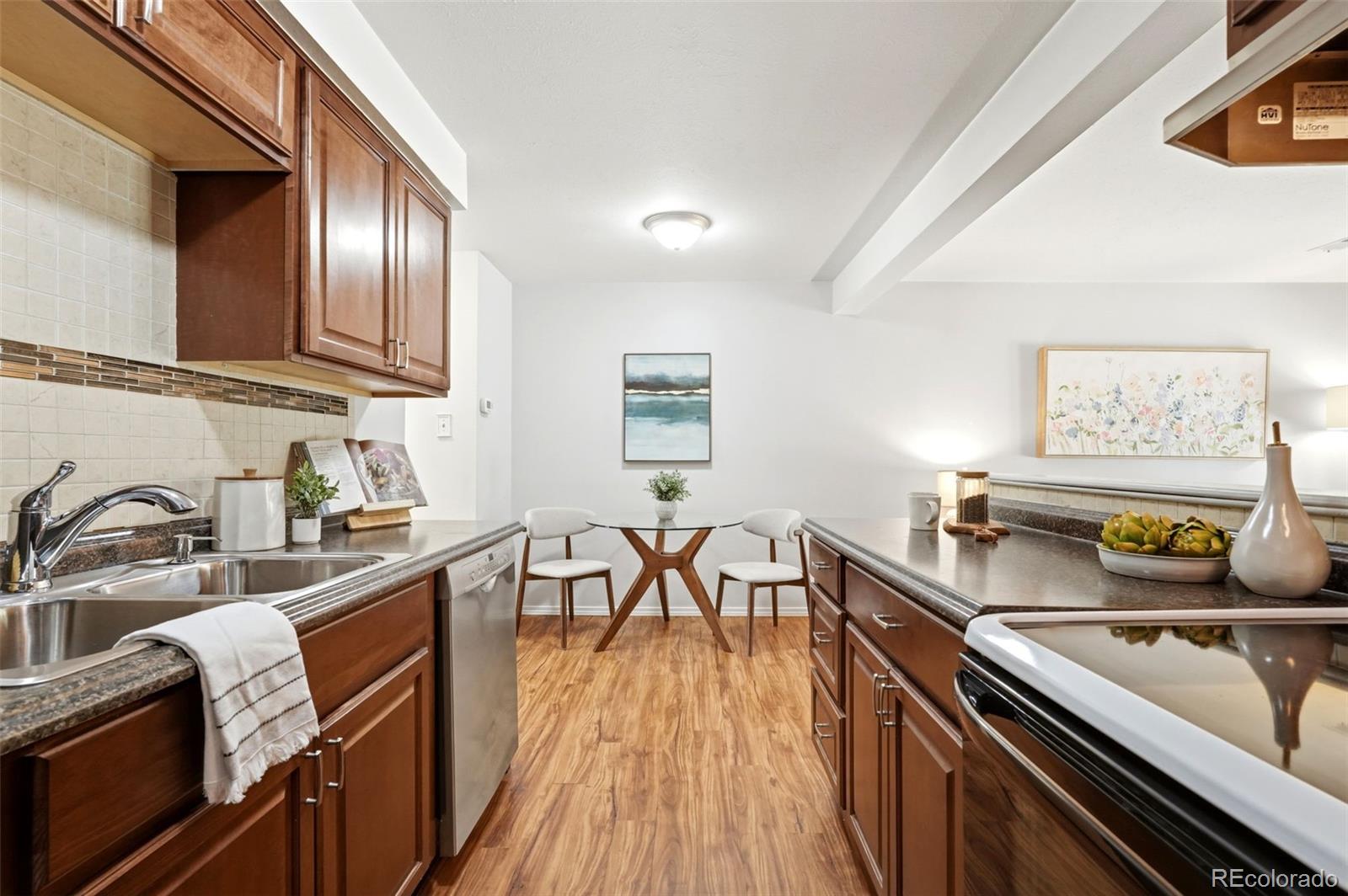 MLS Image #13 for 1496 s pierson street,denver, Colorado
