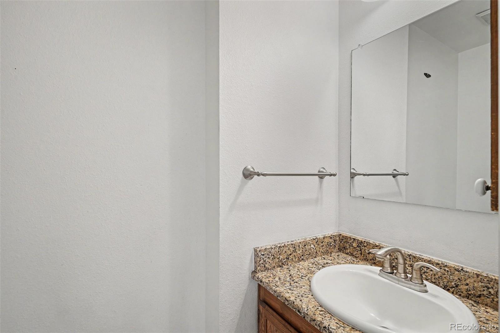 MLS Image #10 for 4853 s hoyt street,littleton, Colorado