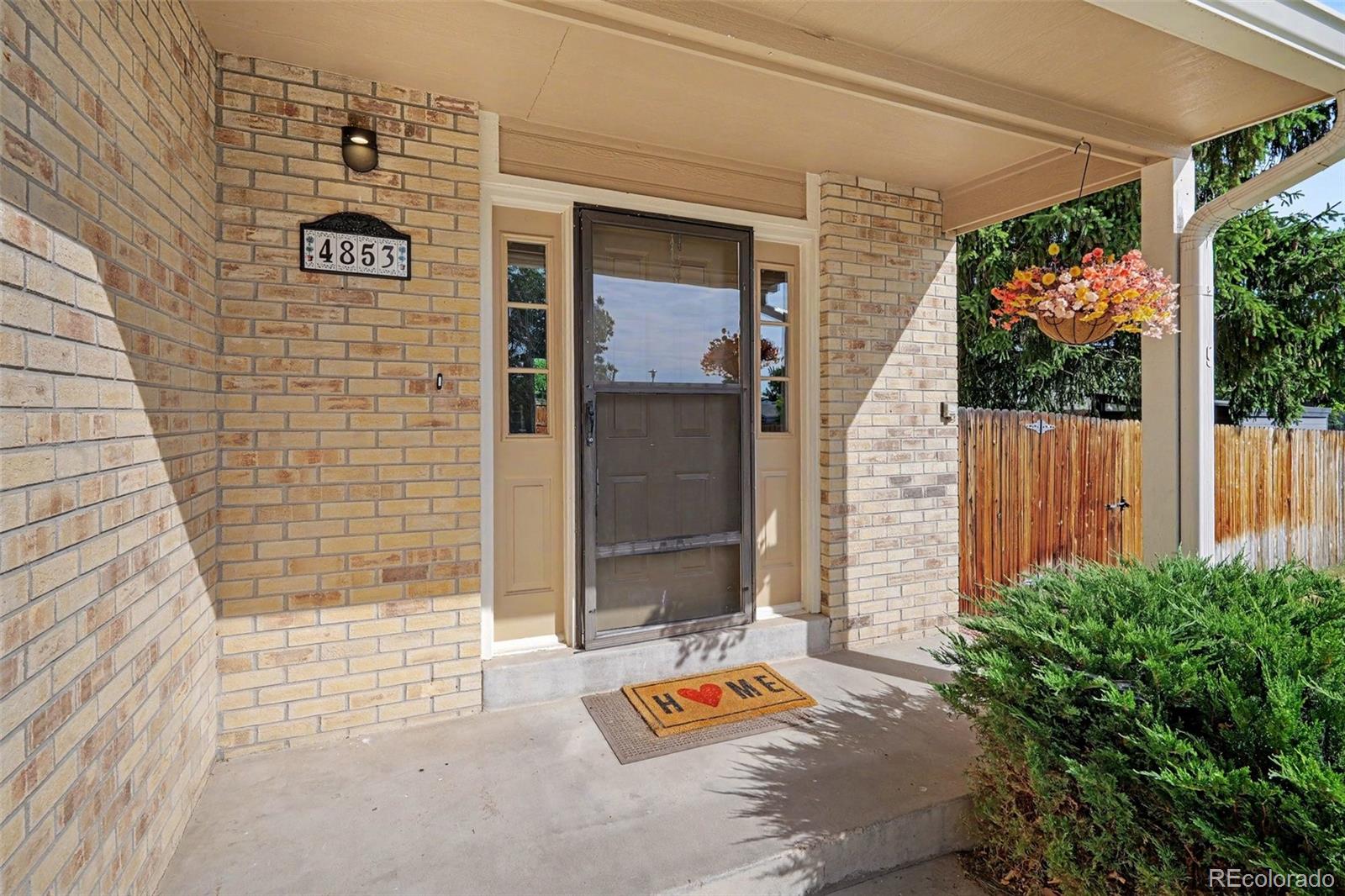 MLS Image #2 for 4853 s hoyt street,littleton, Colorado