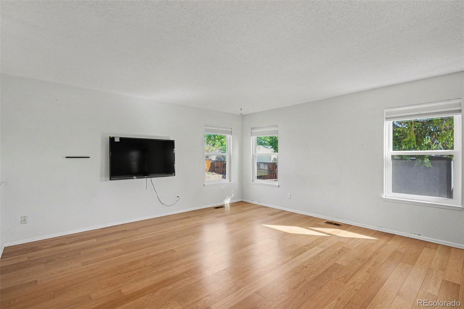 MLS Image #5 for 4853 s hoyt street,littleton, Colorado