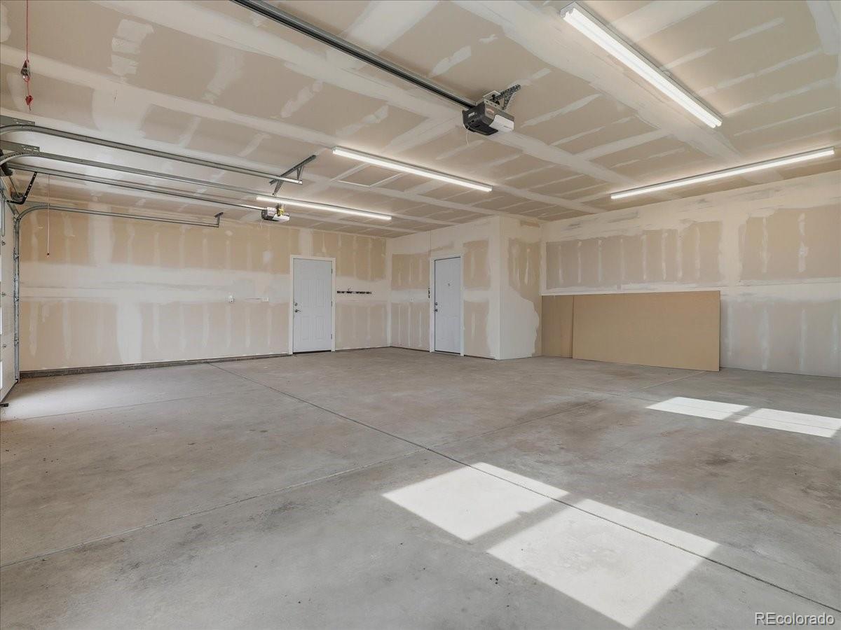 MLS Image #38 for 16478  essex road,platteville, Colorado