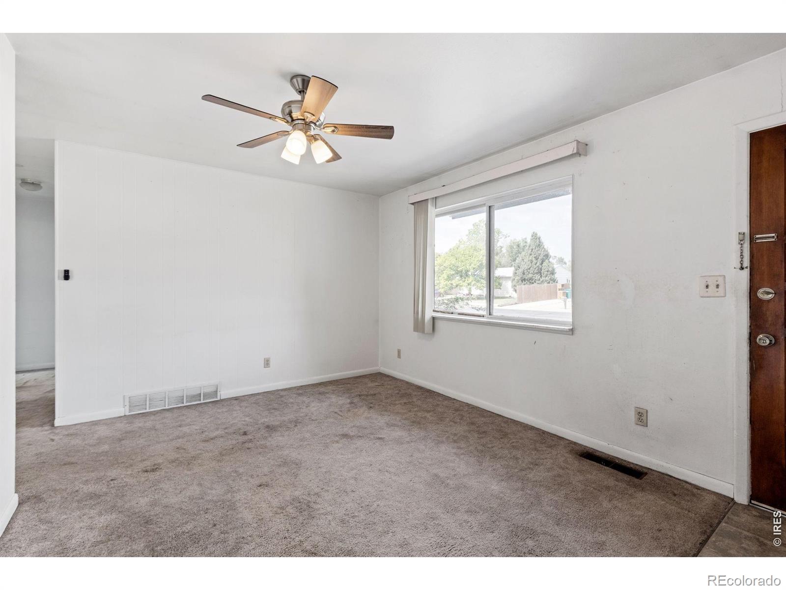 MLS Image #7 for 3506  montrose street,evans, Colorado