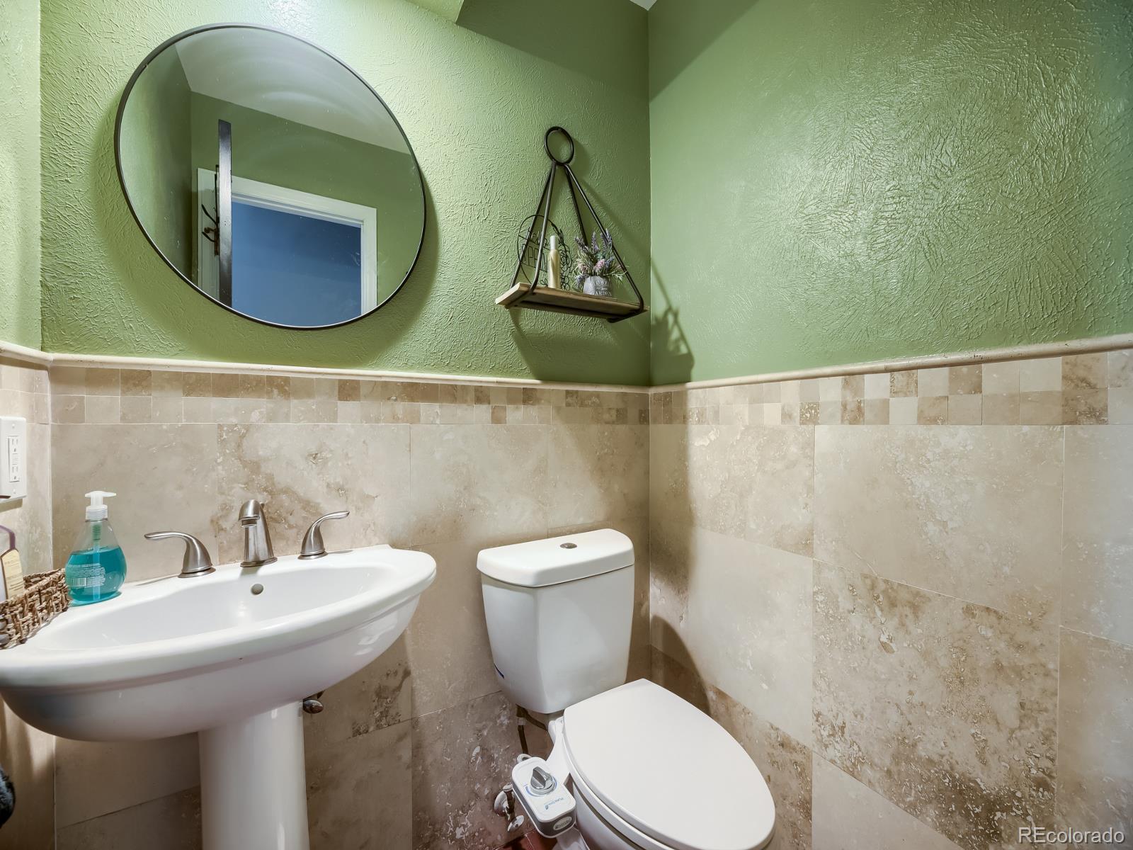 MLS Image #18 for 4506 s wolff street,denver, Colorado