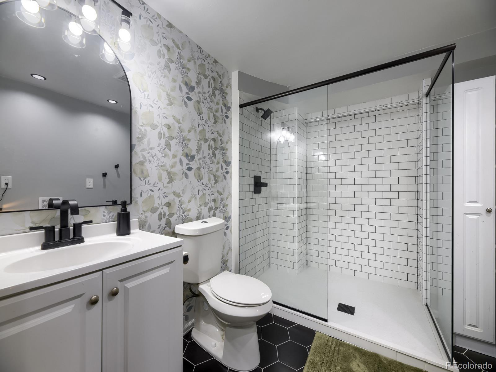 MLS Image #28 for 4506 s wolff street,denver, Colorado