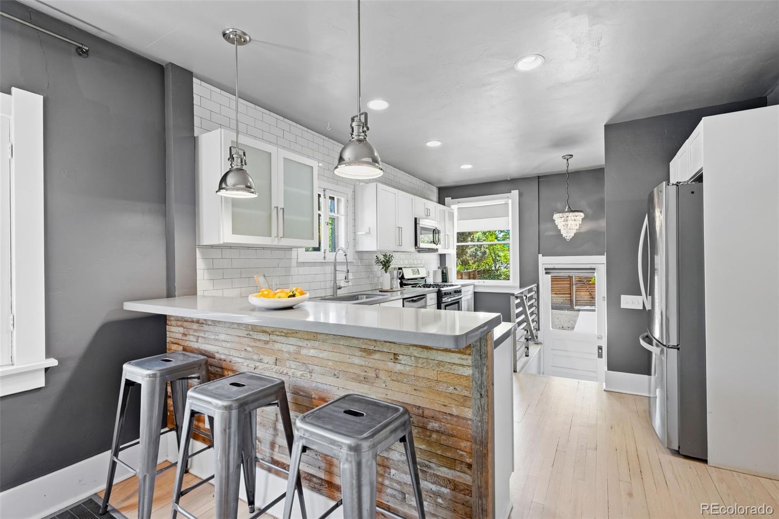 MLS Image #11 for 601  jackson street,denver, Colorado