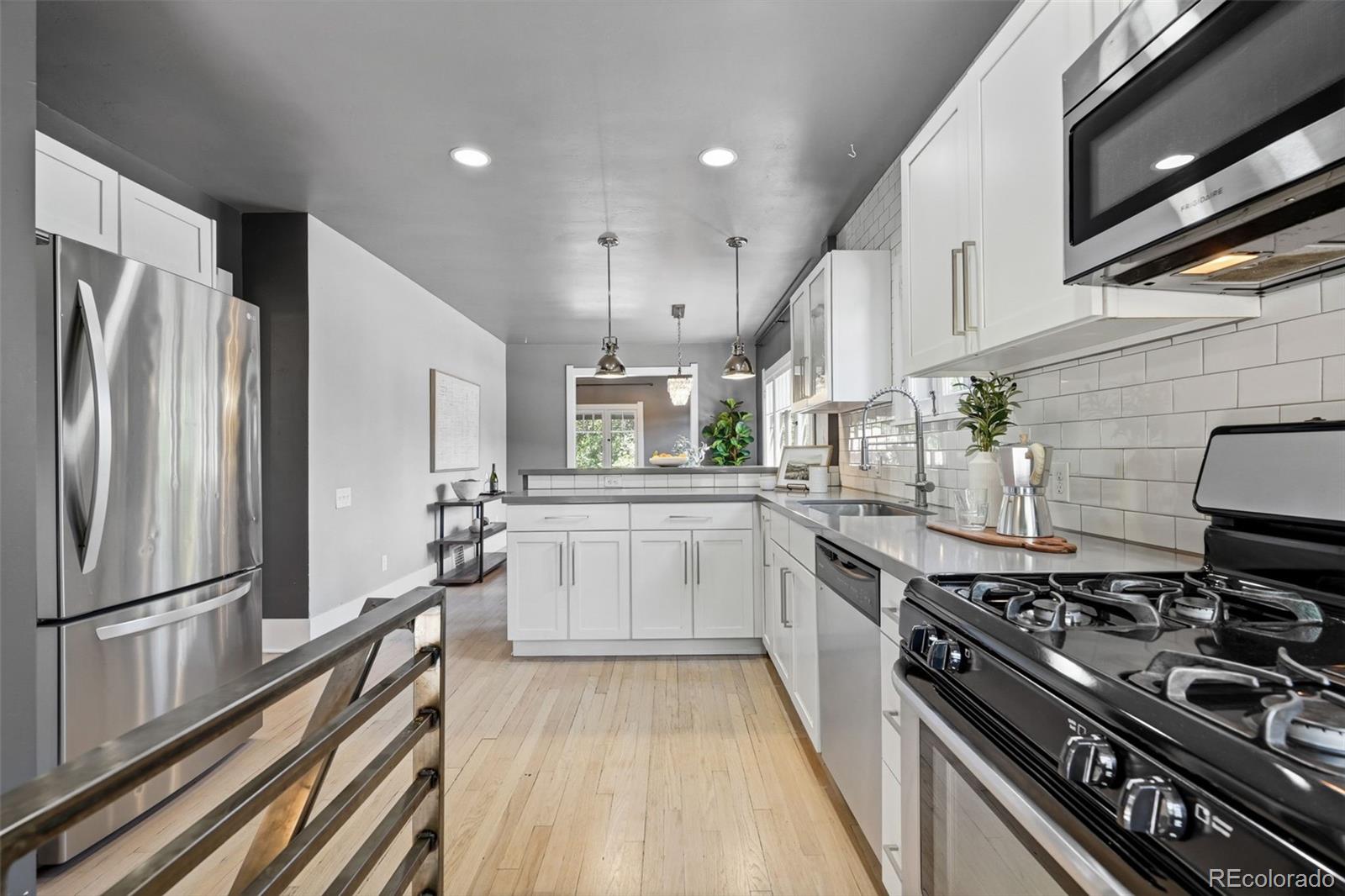 MLS Image #15 for 601  jackson street,denver, Colorado