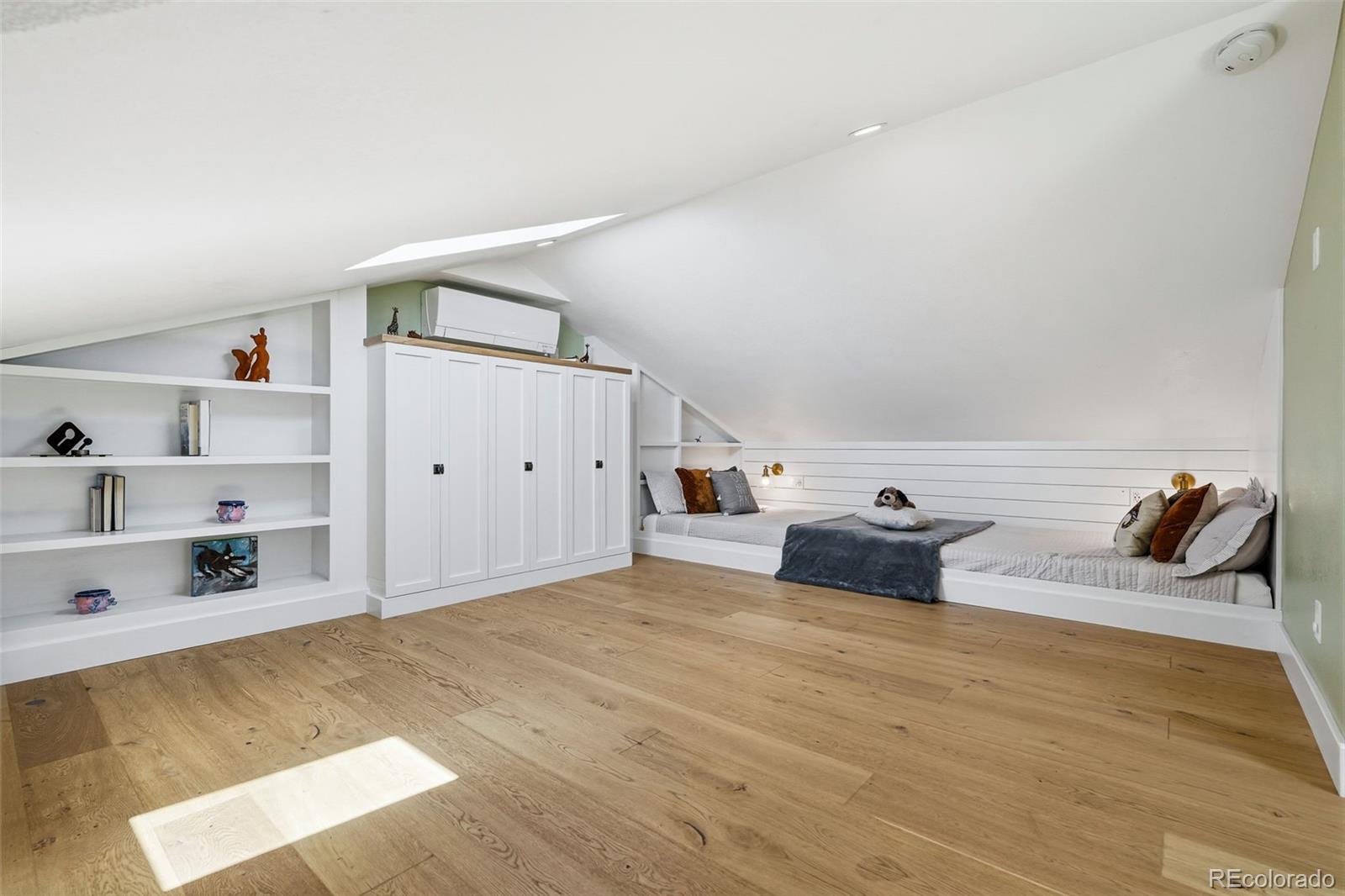 MLS Image #24 for 601  jackson street,denver, Colorado