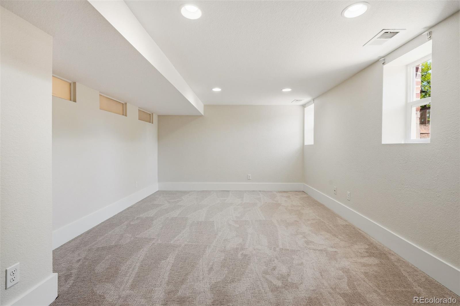 MLS Image #30 for 601  jackson street,denver, Colorado