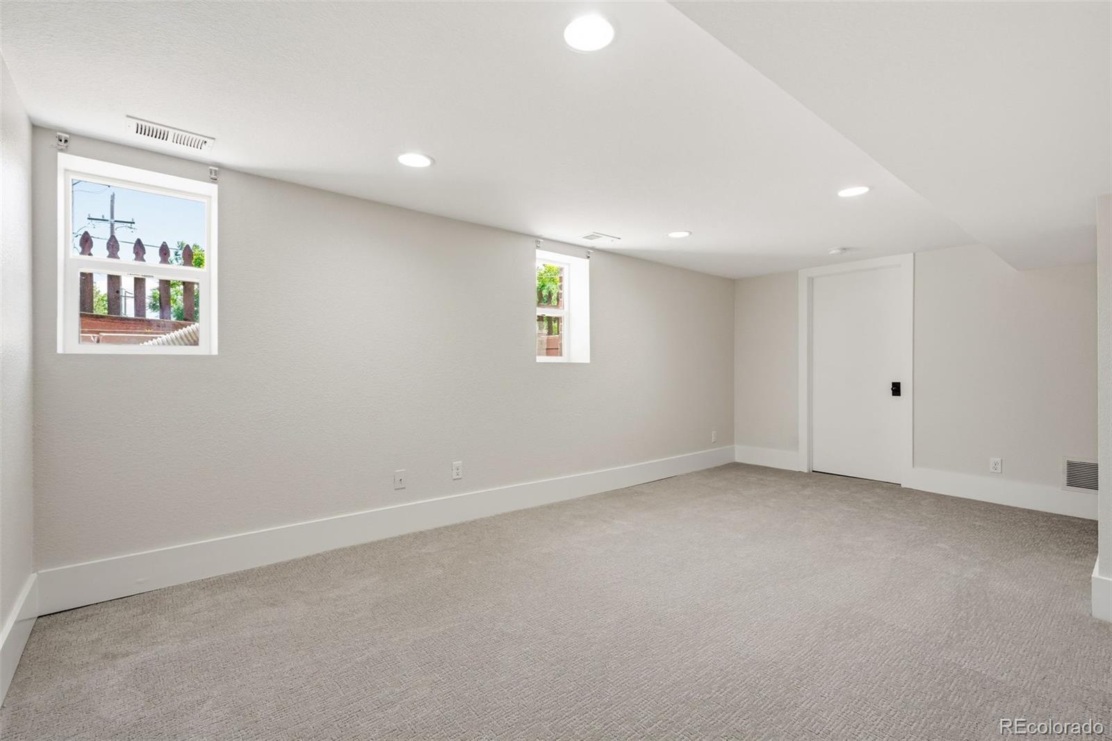 MLS Image #32 for 601  jackson street,denver, Colorado