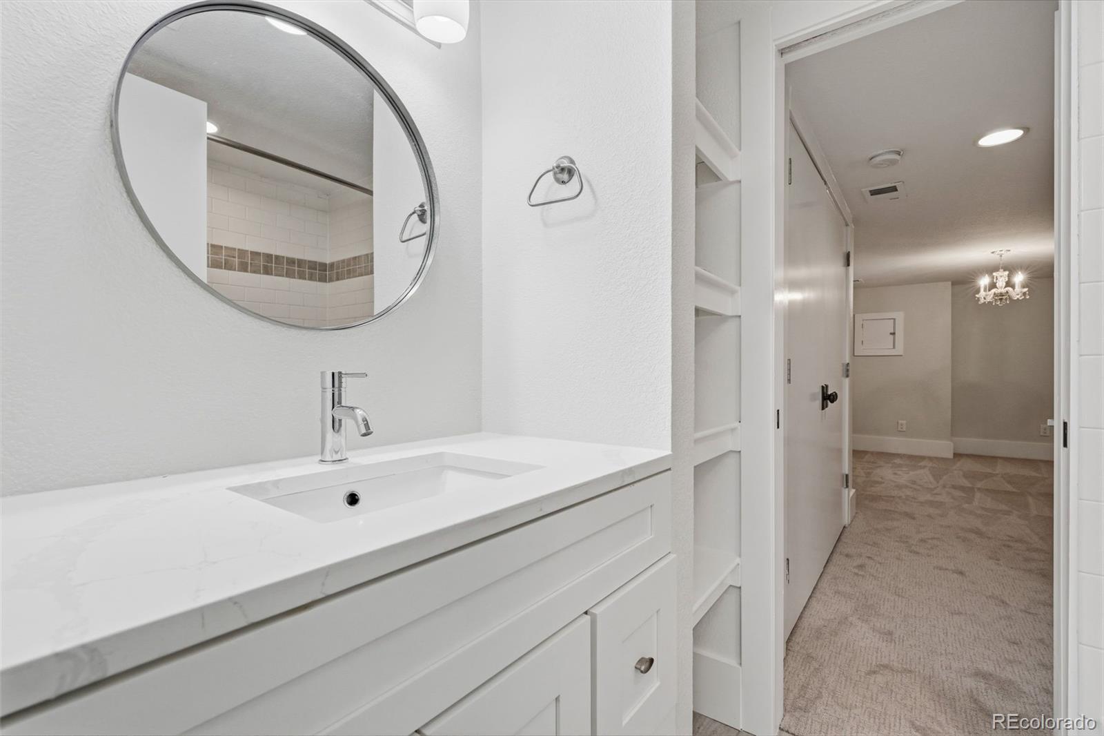 MLS Image #33 for 601  jackson street,denver, Colorado