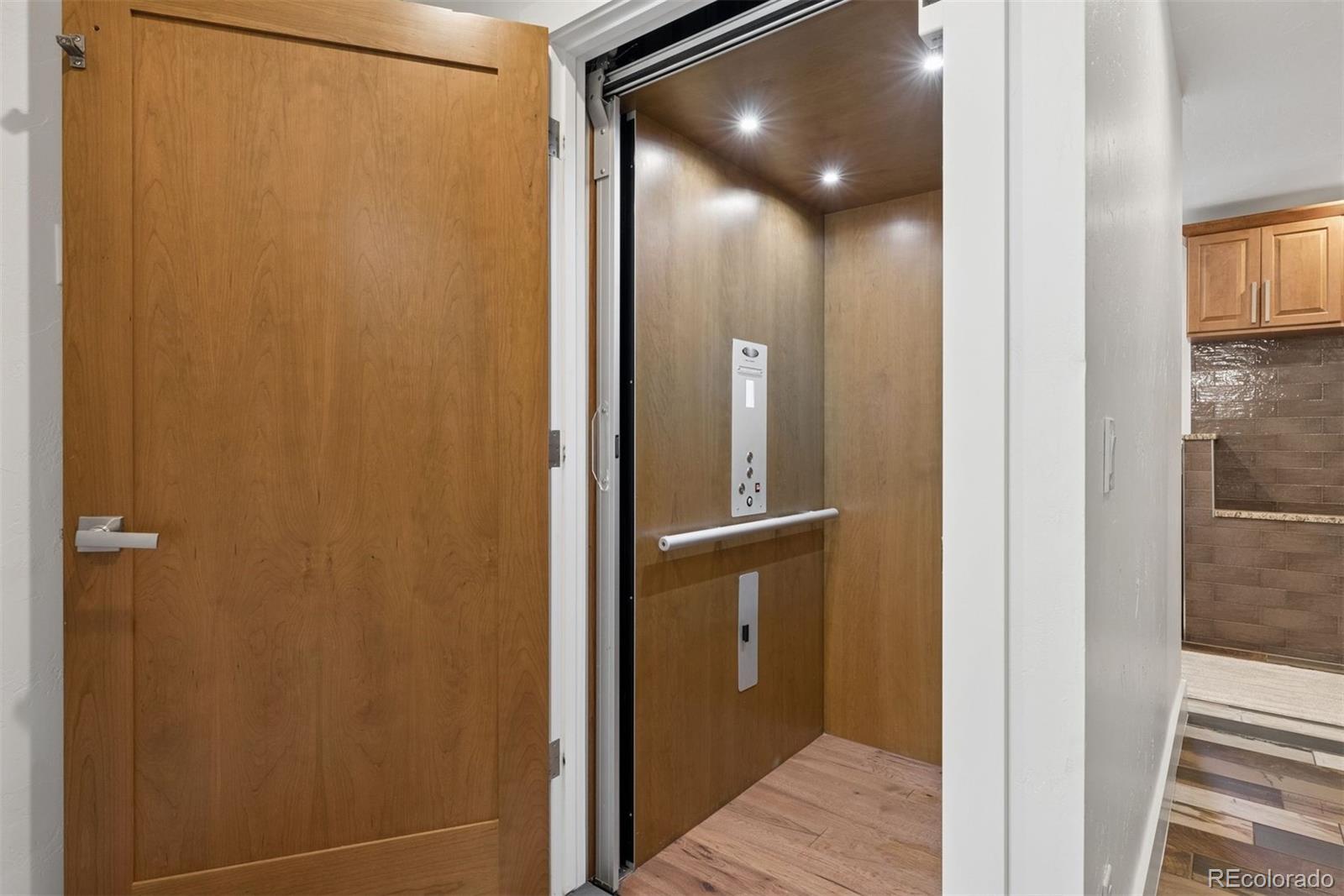 MLS Image #24 for 4301 e 6th avenue parkway,denver, Colorado
