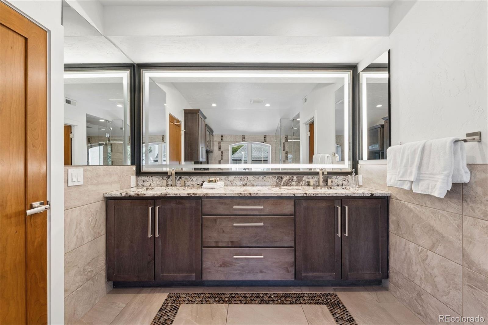 MLS Image #28 for 4301 e 6th avenue parkway,denver, Colorado