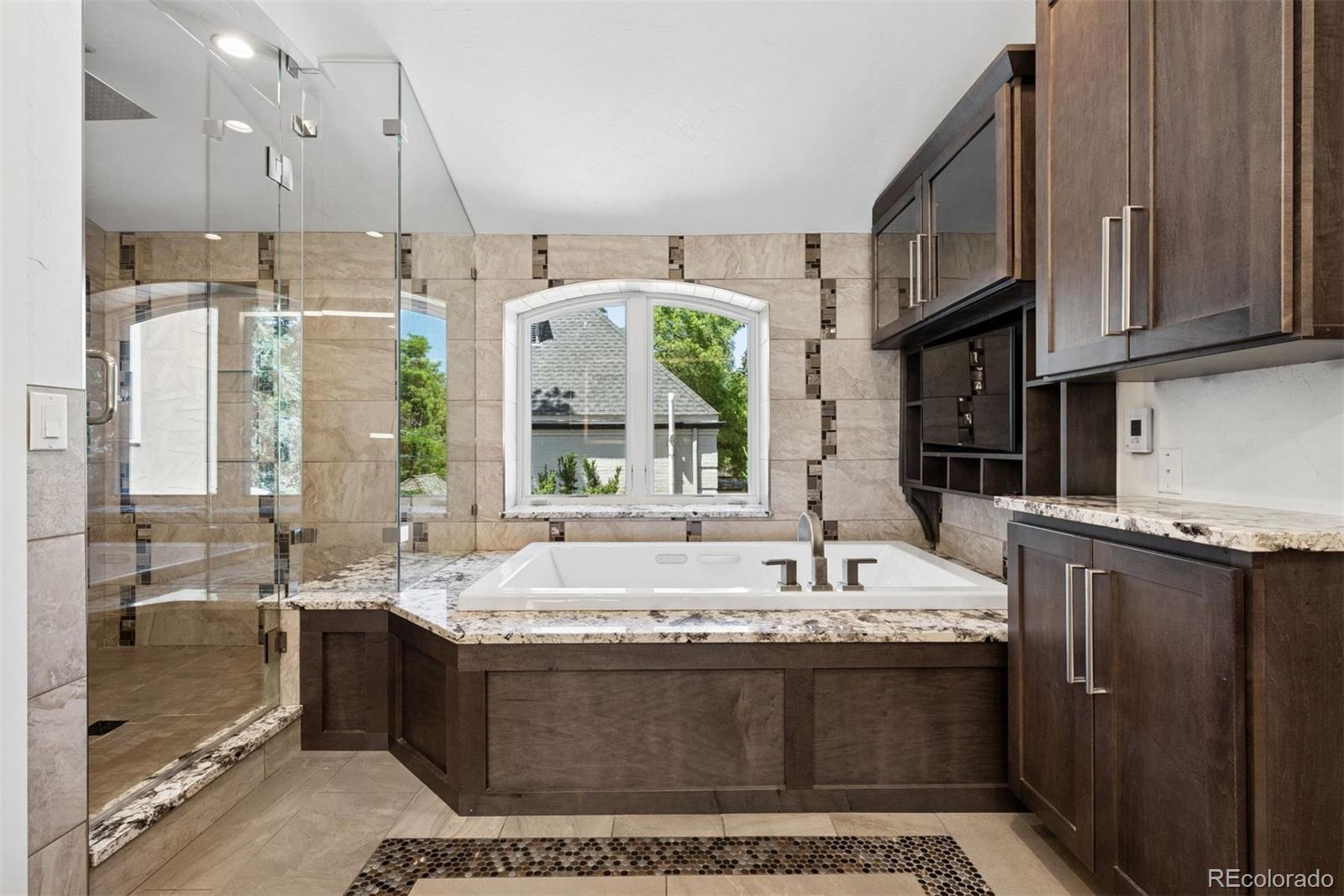 MLS Image #29 for 4301 e 6th avenue parkway,denver, Colorado