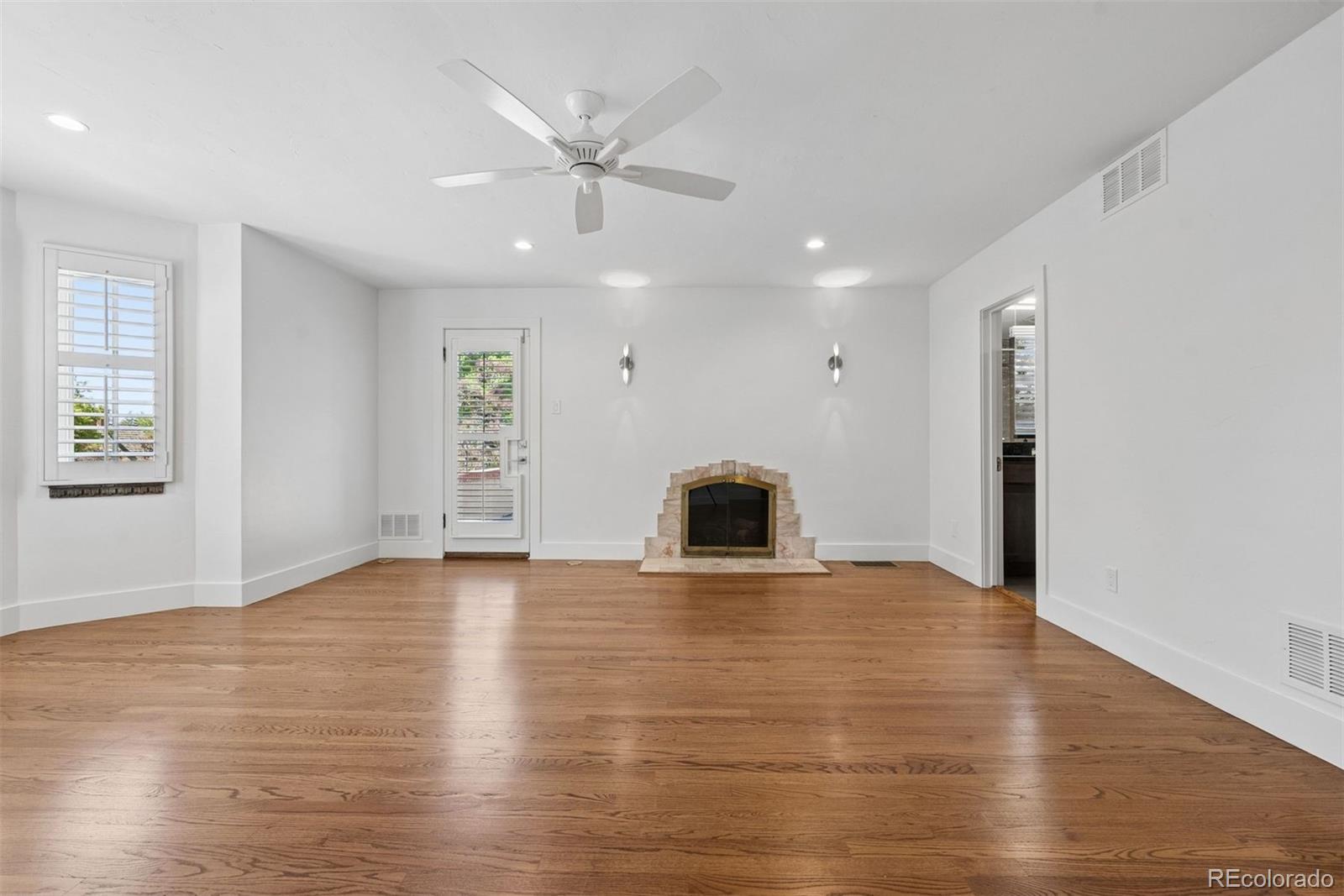 MLS Image #33 for 4301 e 6th avenue parkway,denver, Colorado