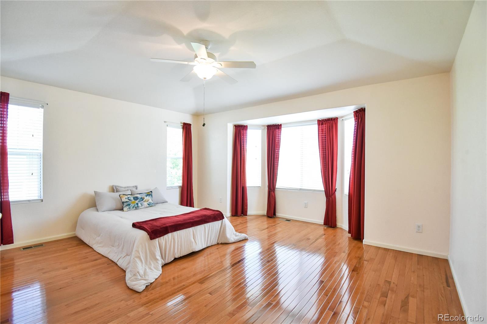 MLS Image #10 for 23627 e bellewood drive,aurora, Colorado